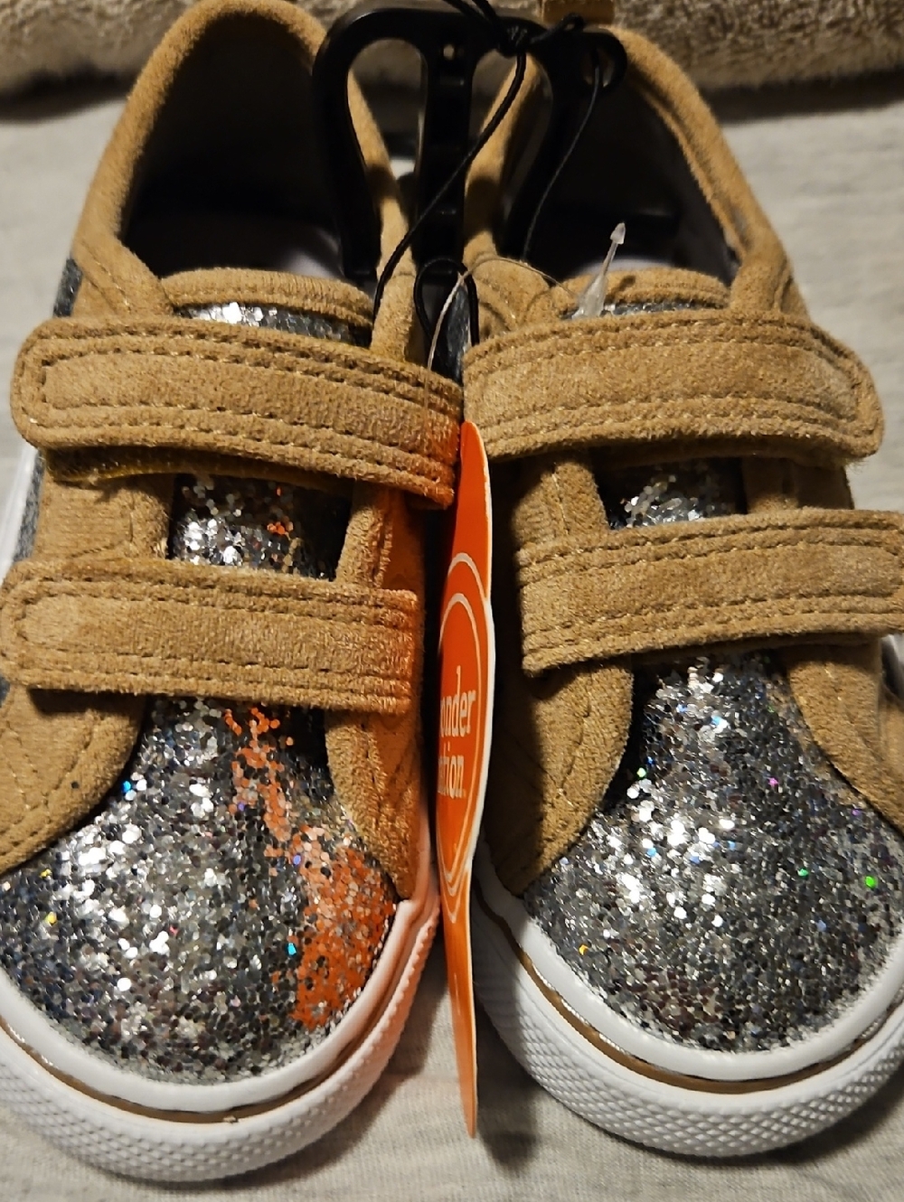 Kids Sparkle Casual Sneakers in Brown and Silver.size 8